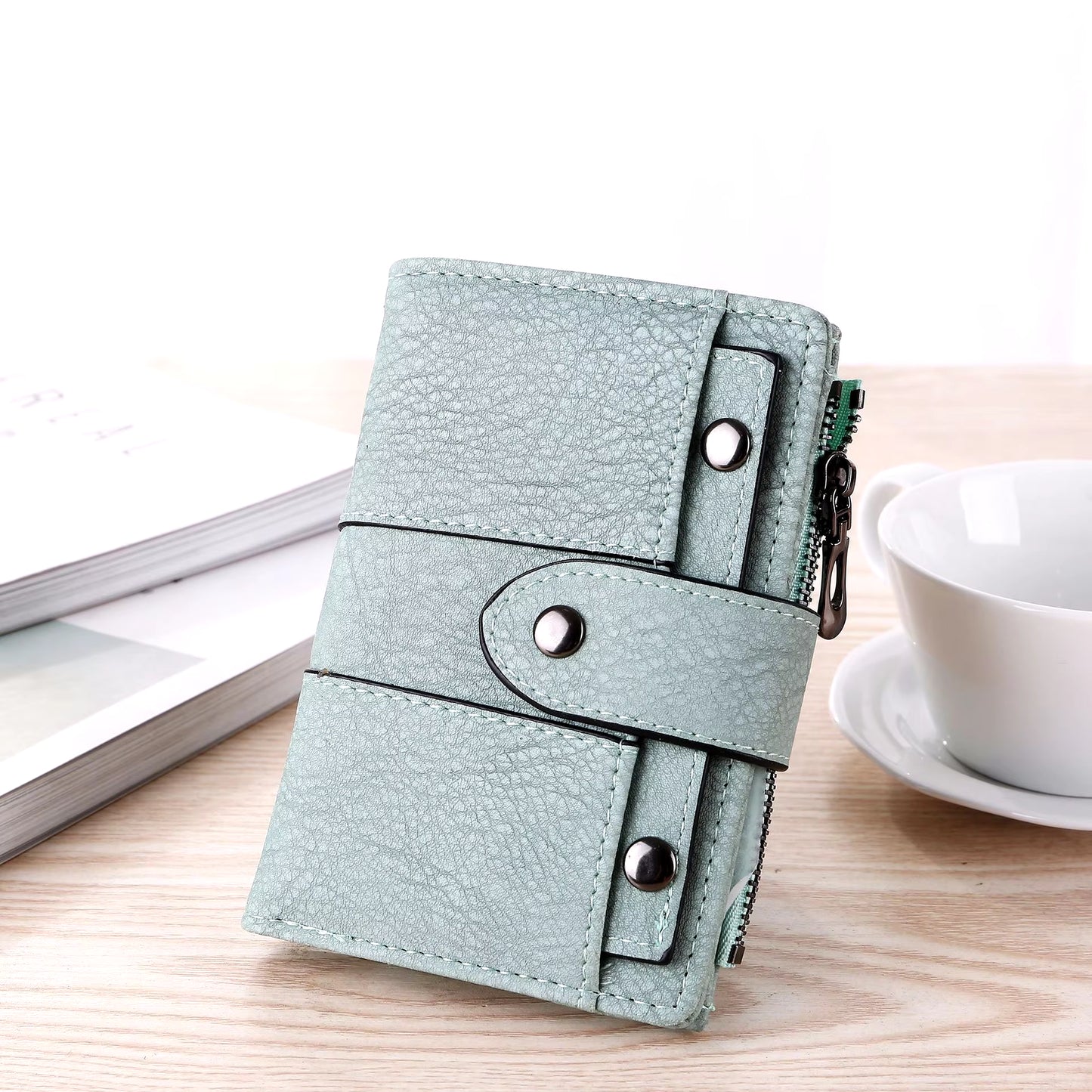 Women Wallet Simple Retro Rivets Short Wallet Coin Purse Card Holders Handbag for Girls Purse Small Wallet Ladies Bolsa Feminina